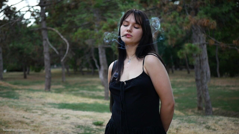 Russian Smokers: Smoking 120mm Cigarette Outdoors