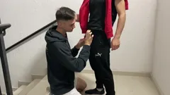 King cobra, Alex Lewis को आउटडोर चोदता है भाग 1