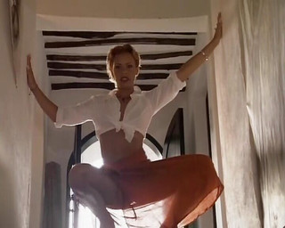 German amateur couples: Vnadná německá kráska je po hlubokém análním šukání postříkaná do pusy...