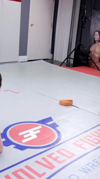 Nadia white vs đụ buck