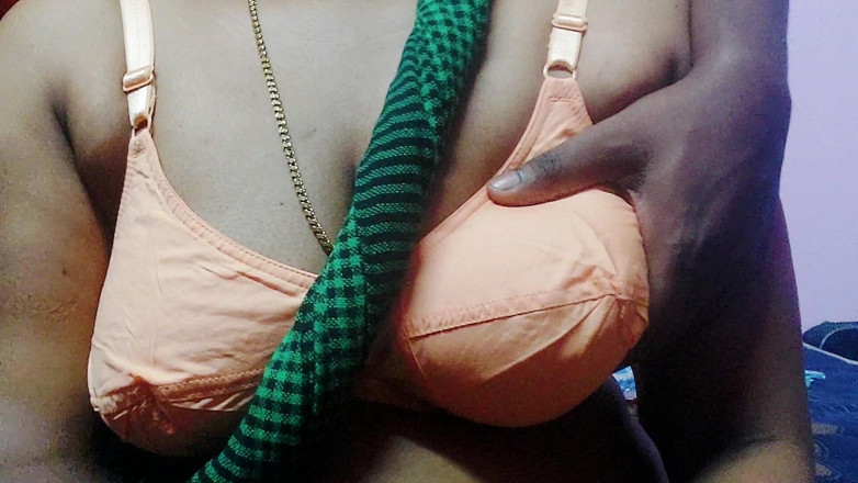 Desi Mohini: Moje desi indická bhabhi aféra se mnou