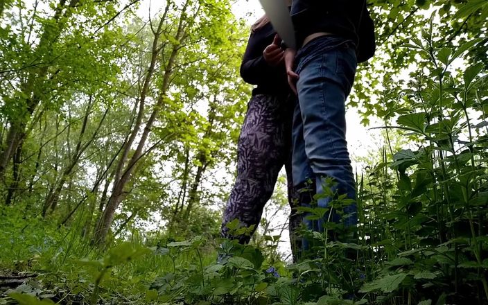 OurFetishLife: Зять благав свекруху про секс на вулиці, але отримав лише мастурбацію