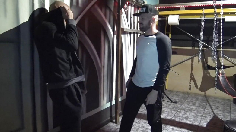 BAREBACK FUCK CLUB: Макс Дуна Ued Ra виграв слінг від top Latino