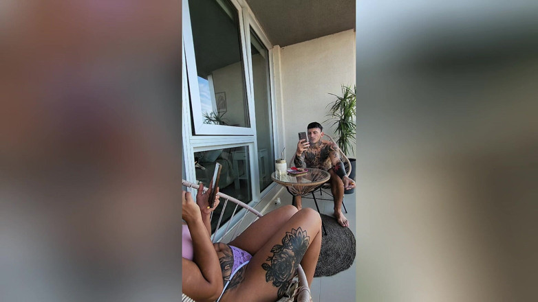 Sweet Anderson: Morbid On The Balcony: อมควย เซ็กส์ยืนอยู่บนราวบันได และคอลึกบน Foursome