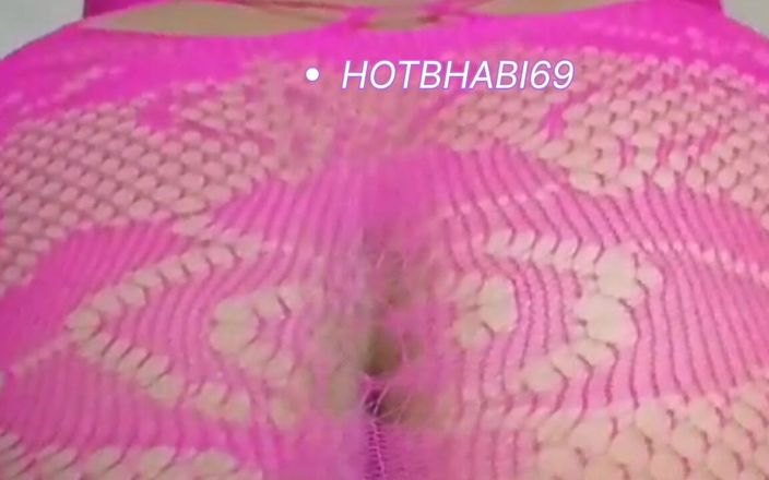 Hot Bhabi 069: Bhabi mokra gorąca cipka i duży tyłek