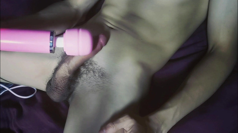 SEXY_GUYBEST: Menguji vibrator besar yang sangat kuat untuk kontol besar