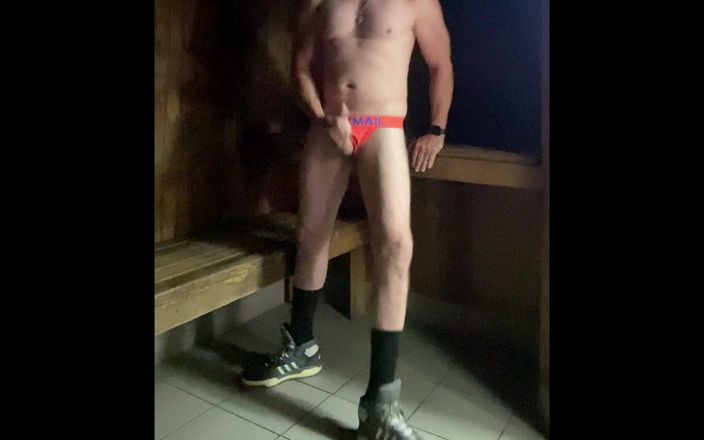 Jock Step Dad: Sborrata in sauna da jockdad87