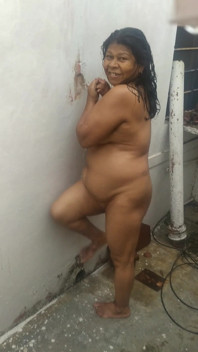Rain Nude Bath