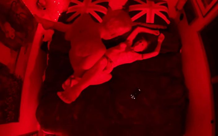FromThisNight: Neuken in het rood