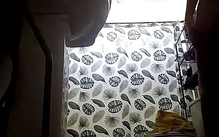 Amateur Viewer Fantasy: Sexy mature teen camera fantasy!!!