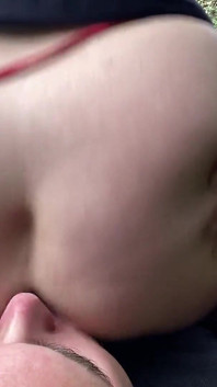 Sezení na obličeji Venku, Sněz můj zadek, Chcaní do pusy