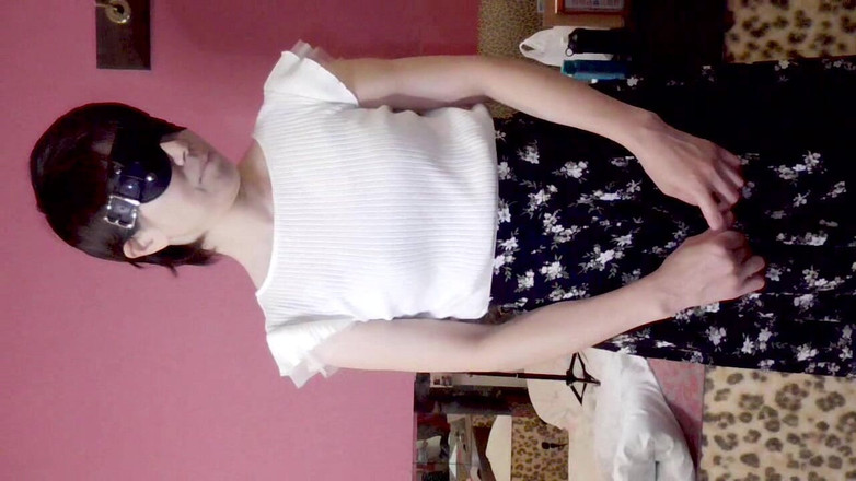 hiro_mayu_couple_jp: Mayu č. 69 krásná dívka s celou maskou hlavy, límec a vodítkem,...