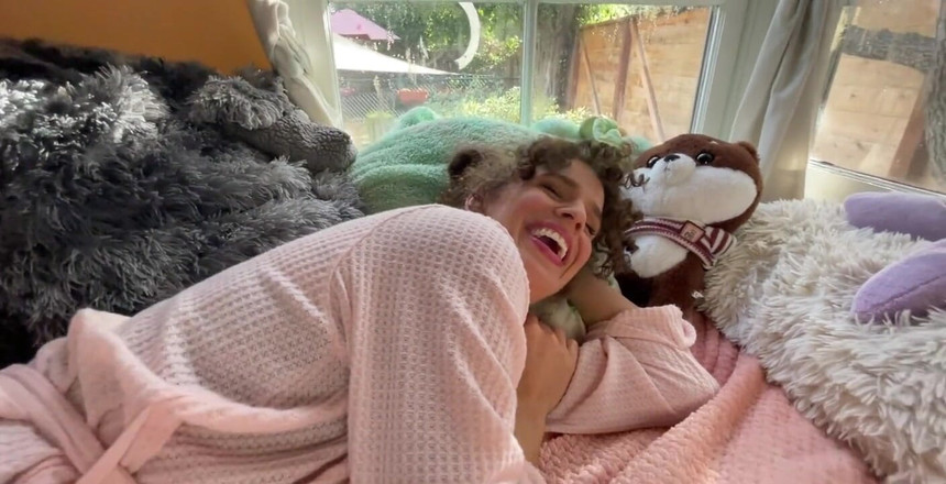 VibeWithMommy: Styvmamma tror att hon leker med sin man men får...