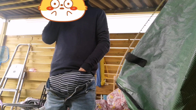 Rafael Torreano: Venkovní honění při kouření cigarety