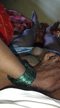 Istri asal marathi ngocok kontol