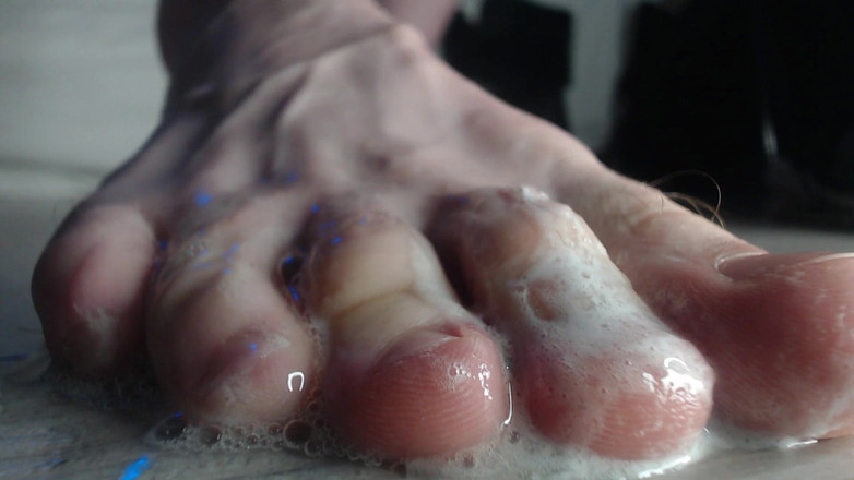 Hunky time: Bite Droite - Pieds De Sperme