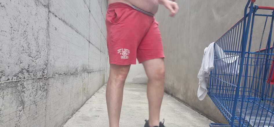 Mirko2589: Naked Inside a Supermarket Parking Lot