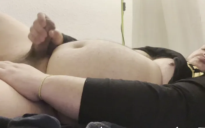 Ksanchez1203: Horny Playing with My Cock