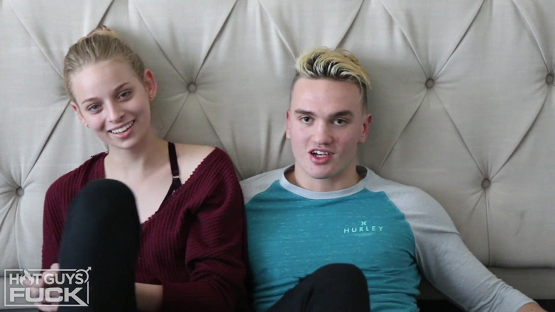 Hot Guys Fuck: Хіллі Біллі трахає гарячу блондинку з коледжу