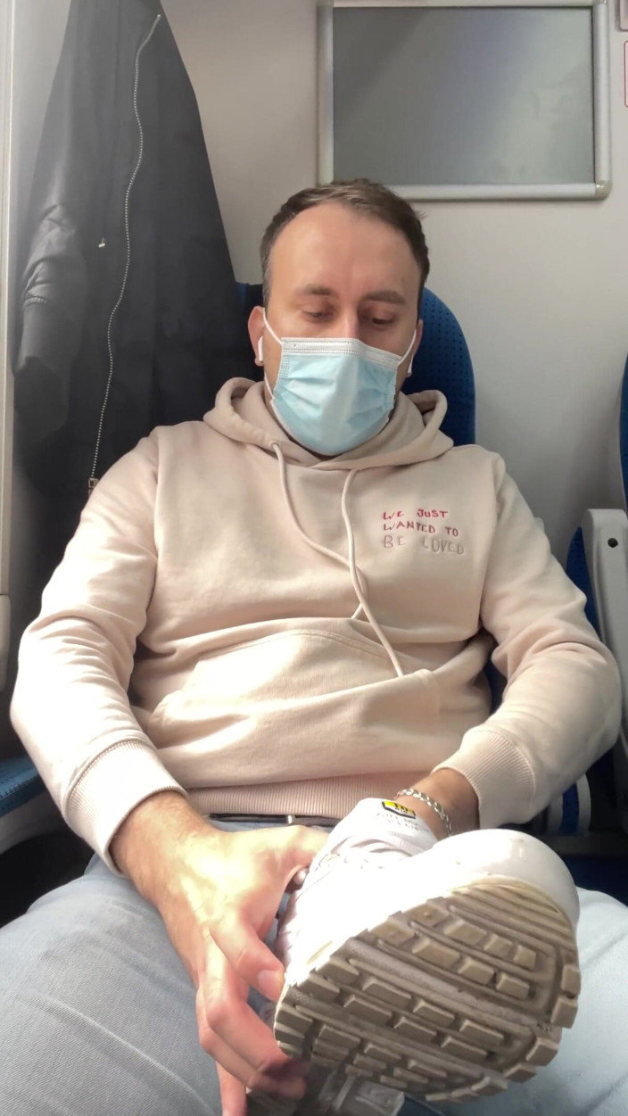 SmellySoxBro: Bad boy train story