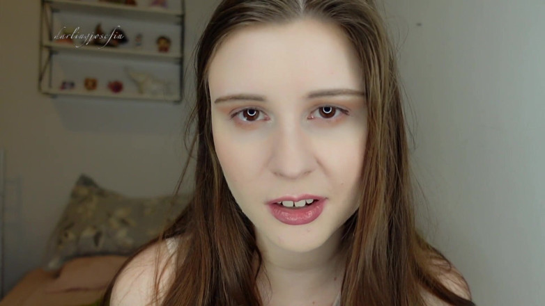 Darling Josefin: Brak makijażu od zachęty