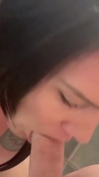 Blowjob gesichtsbesamung dann doggystyle und kommen auf ihr arschloch