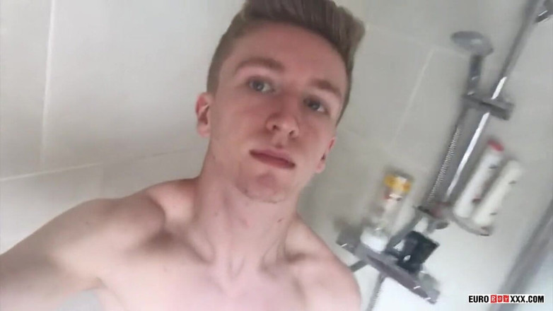Euro boy xxx: 알렉산더와 샤워 플레이