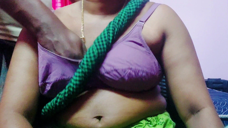 Desi Mohini: Desi zia zia fa sesso con il fratellastro del marito