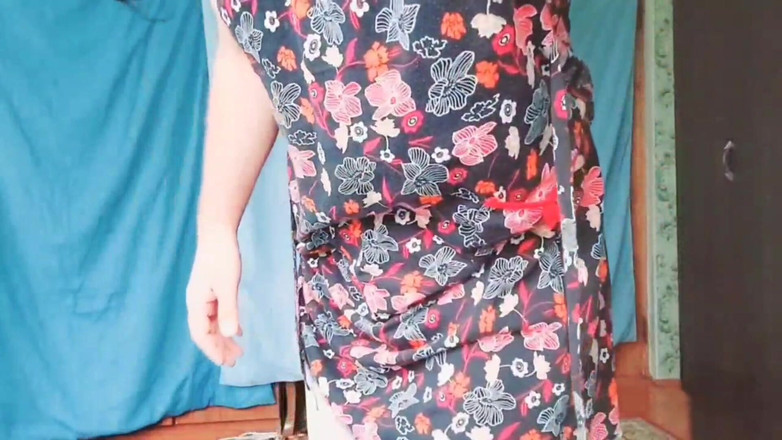 Kitty_Cross: Crossdresser kamera cantik mengusik dengan pantat panas bergerak