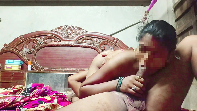 Bangala bhabhi: Video sex đói khát ở làng Ấn Độ