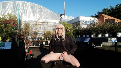 The Midnight Minx: Garden centre 2