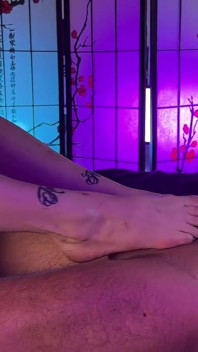 Chloe Hart Giving Me the Footjob of My Life