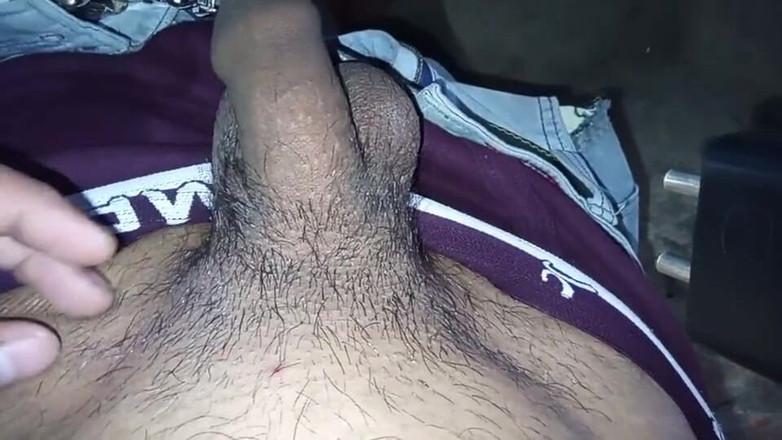 Om Kumar: Сексуальный паренек Vido