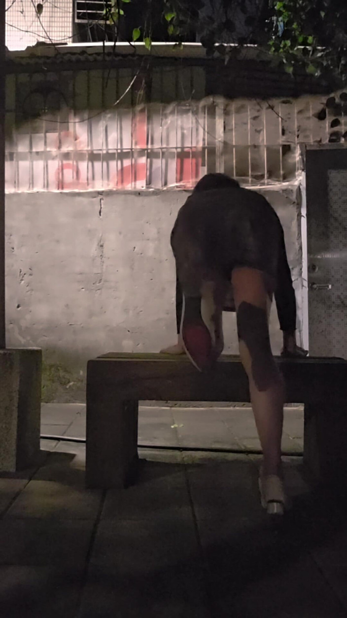 Taiwancdgirl: Je sors mon cul et t’attends