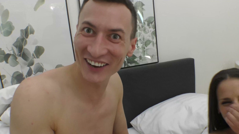 Immoral Productions: Multi orgasmická pawg betzz dostane výstřední šňupící sperma