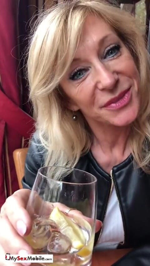 MySexMobile: La miLF francese Marina beaulieu fa sesso con un bbc...