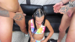 Latin bitch: 粗暴口交，含面部操