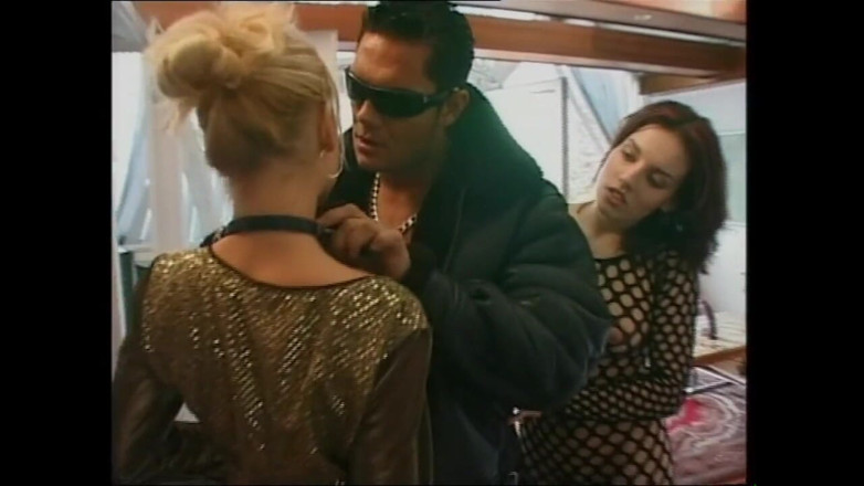 MMV films - The Original: Bondage orgie krásné teen zadku ošukaná a vystříkaná do pusy...
