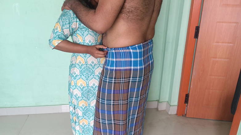 Laxi ammu: Calda storia d'amore con il maestro di tution