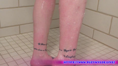 Suzy Wylde: Czas kąpieli, prysznic i bańki