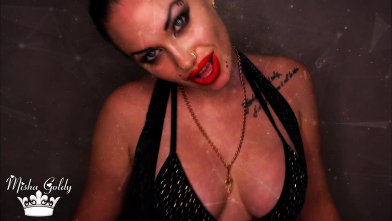 Goddess Misha Goldy: Hari ini saya membiarkan awak melancap di seluruh bibir merah...