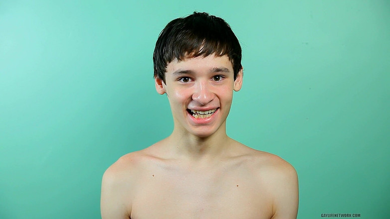 Beddable Boys: Cute Twink Damien Telrue Gives Interview
