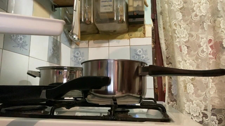 Cuteblonde666: Nude hairy cooking , eating session 1,5h