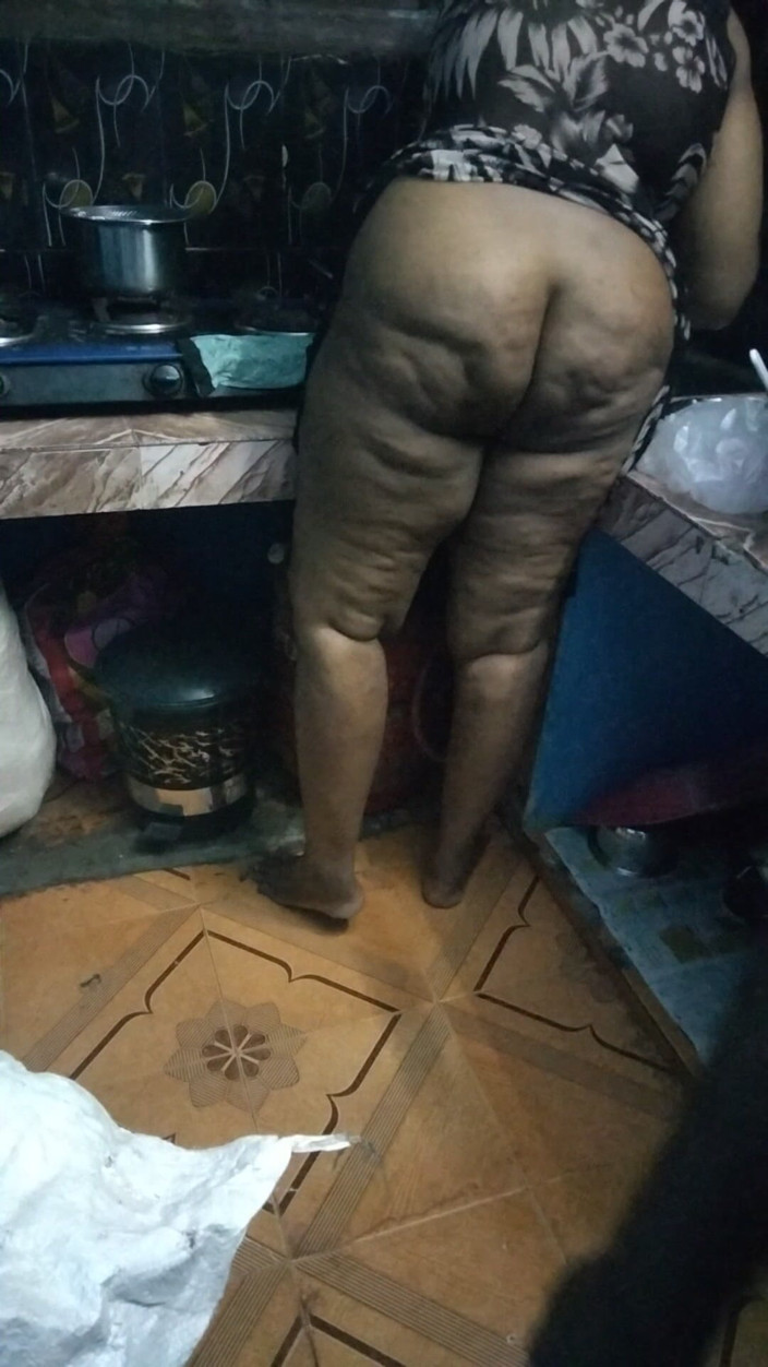 Priya aunty: Hot at Kitchen