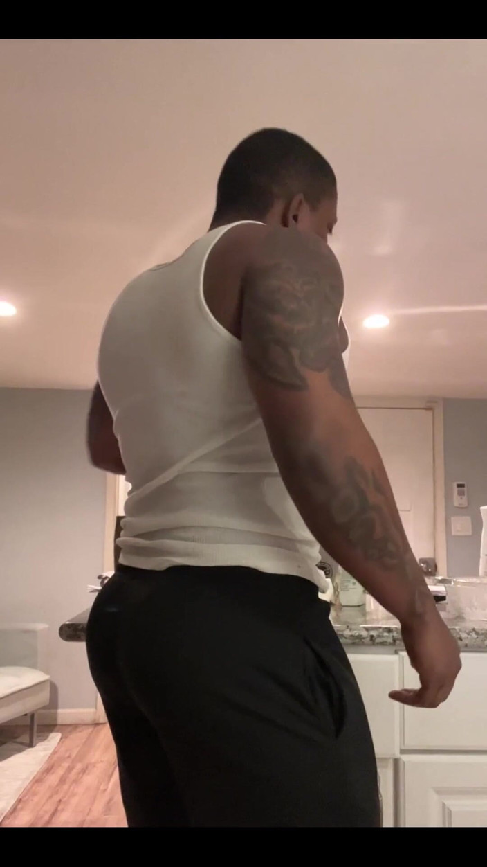 Headofstate:  Відео Kingnemox