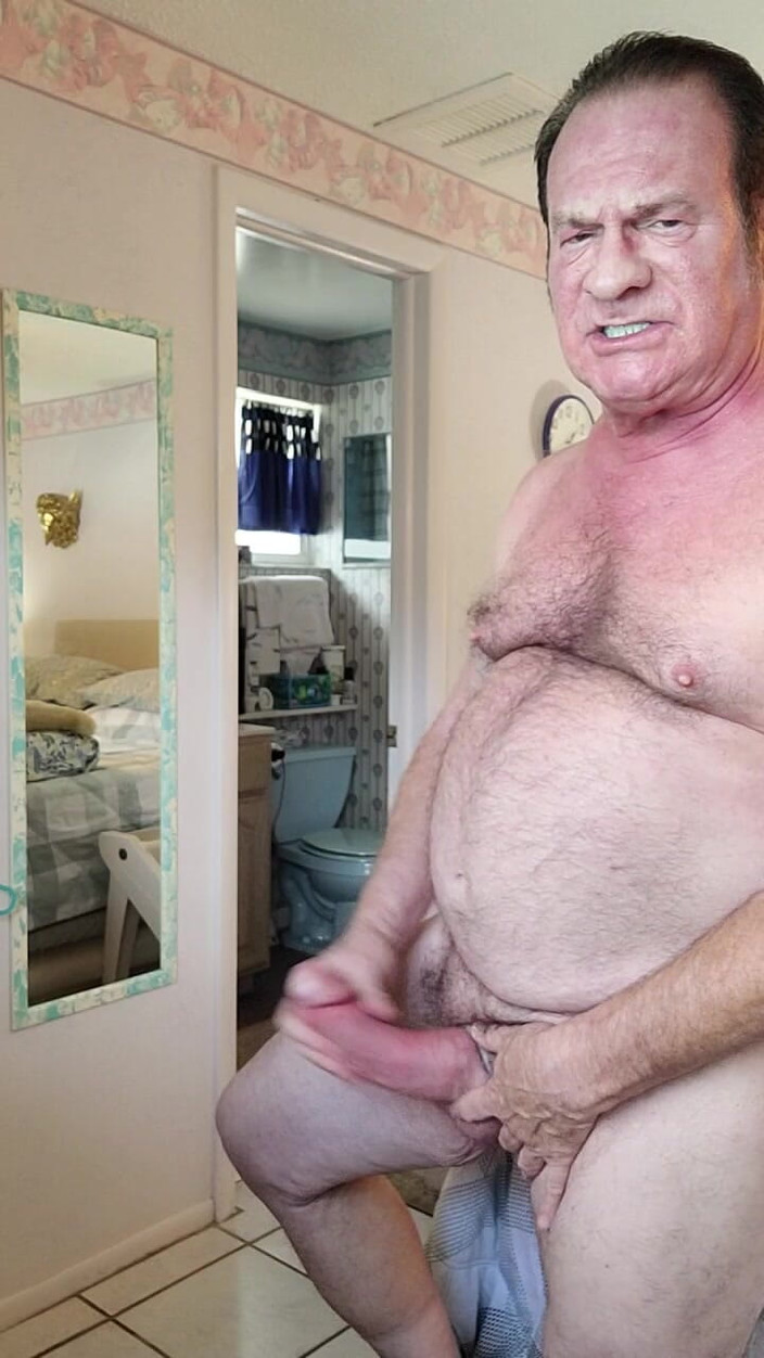 DaddyLNargo: Děda nadržený 2
