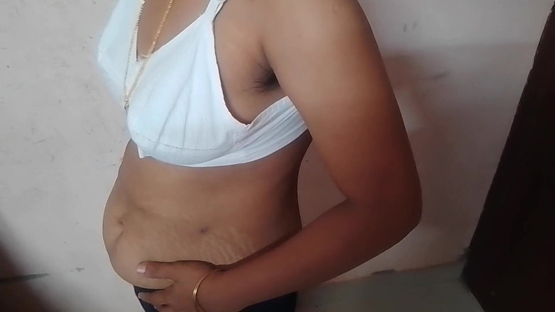 Skydreem1104: Indian Girl Takes Her Friend Cock in Her Mouth and...