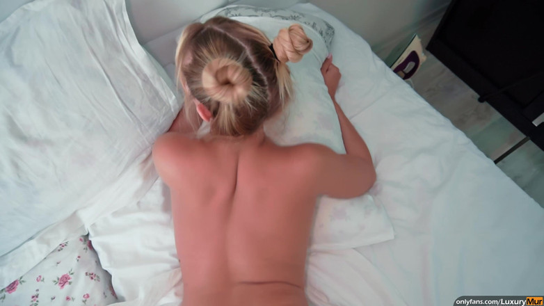 ReplayXXXLady: 我们几乎被注意到，而我他妈的一个婊子