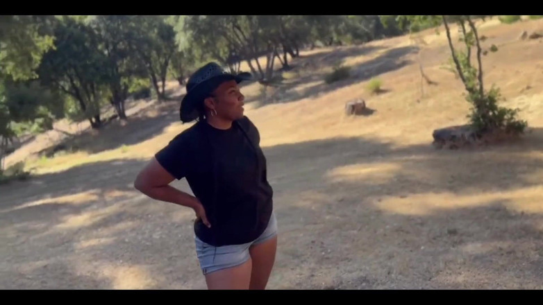 Bigbootybackshotz: Busty Thick Cowgirl Neighbor Take a Ride on Kendales Big...
