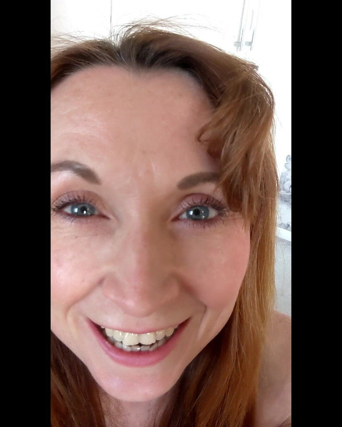 Lily kink: Perversă uriașă: perversa minionă jalnică este prinsă